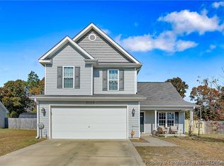 2120 Sir Michael Dr, Hope Mills, NC 28348