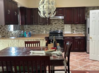 6641 Midfield Dr, Houston, TX 77092