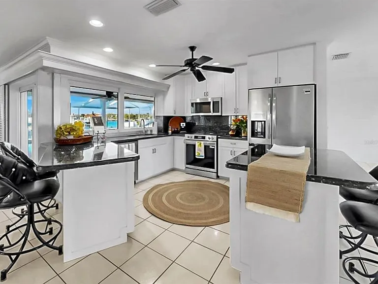 6344 Cottonwood Ln — Photo 16