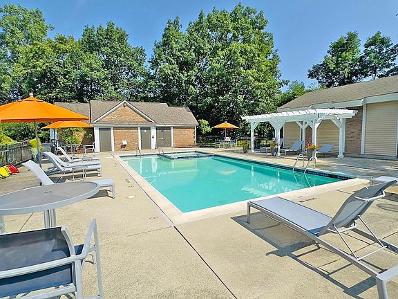 Summertime favorite gathering spot at Weatherstone Townhomes.