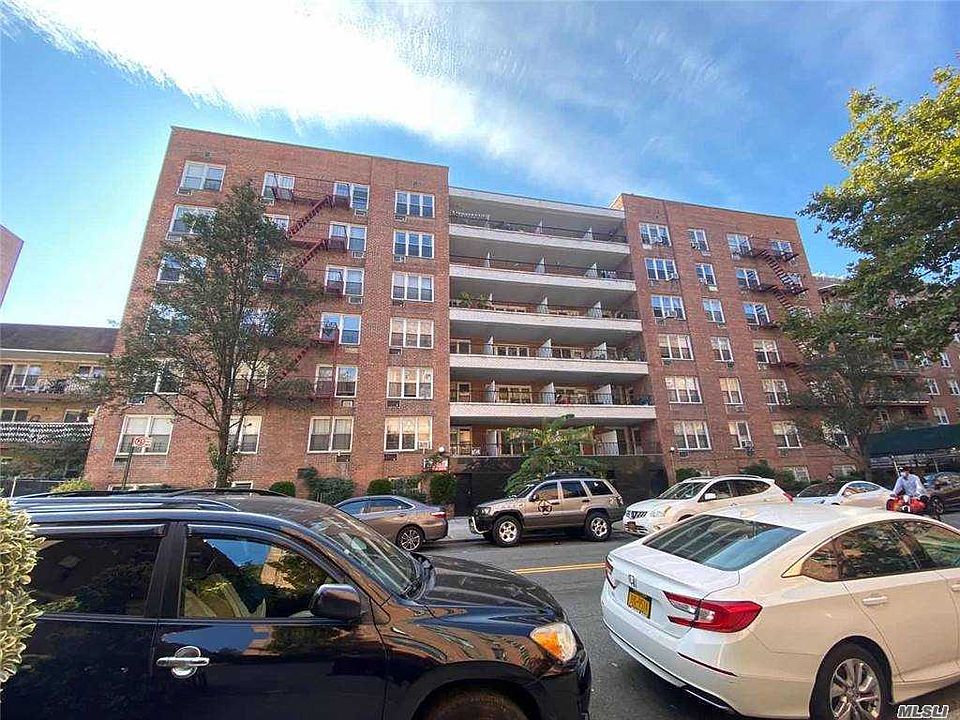 1st image of 14430 Roosevelt Ave APT 204