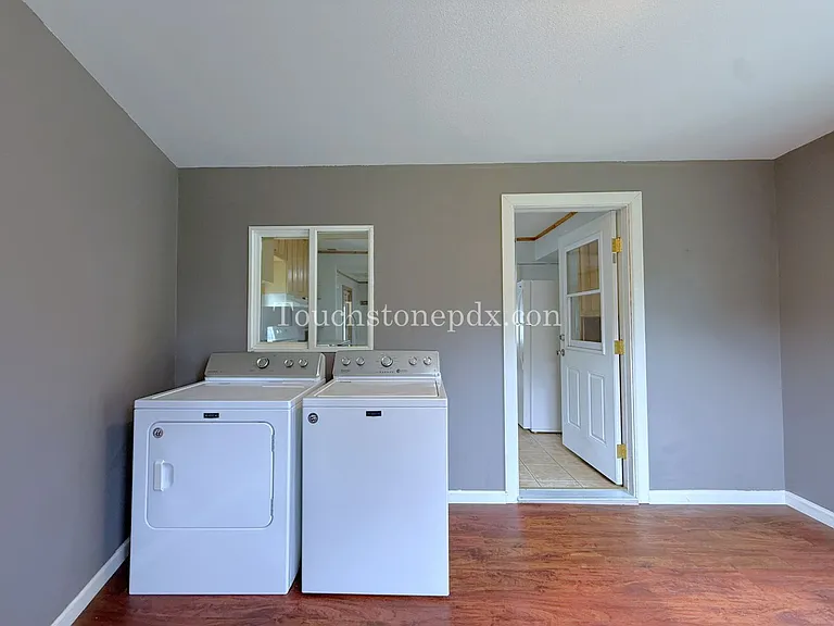 5660 SE 125th Ave — Photo 37