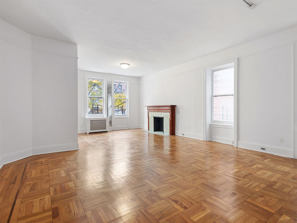 1st image of 50 E 96th St #2C