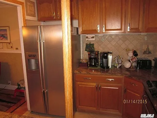 Sold by Century 21 Benjamin Realty | media 30