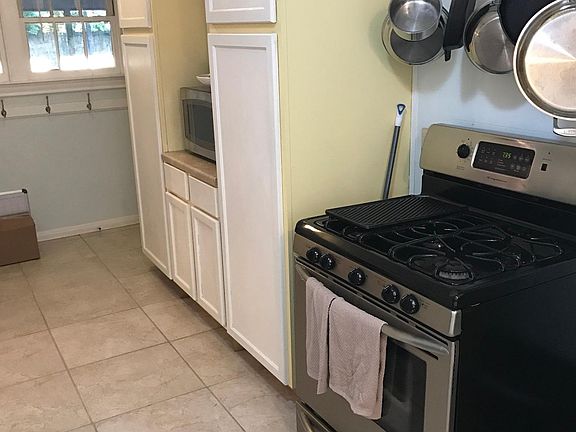 2nd image of 1218 Llano St