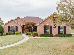 1515 Springdale Dr, Alma, AR 72921