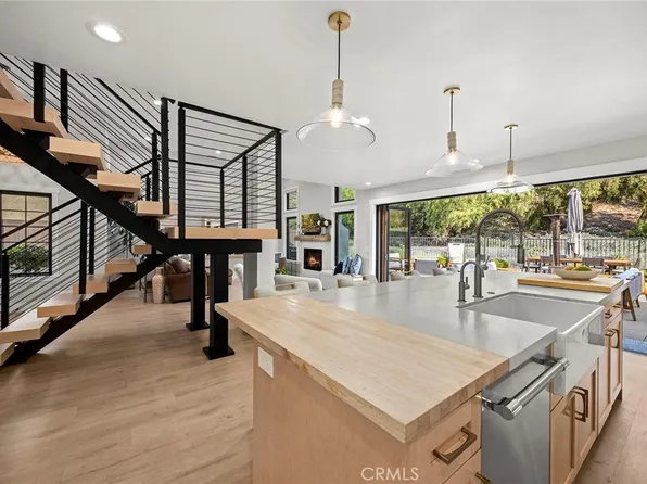 6212 E Twin Peak Cir, Anaheim, CA 92807