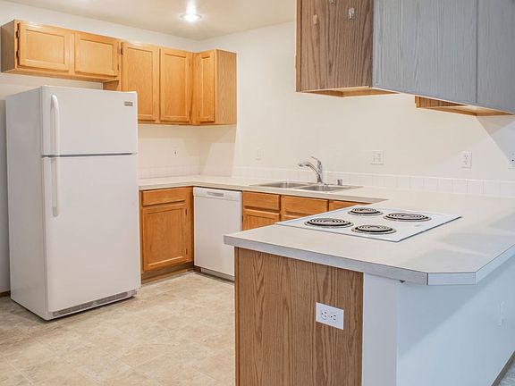2nd image of 5324 67th Ave NE Unit B