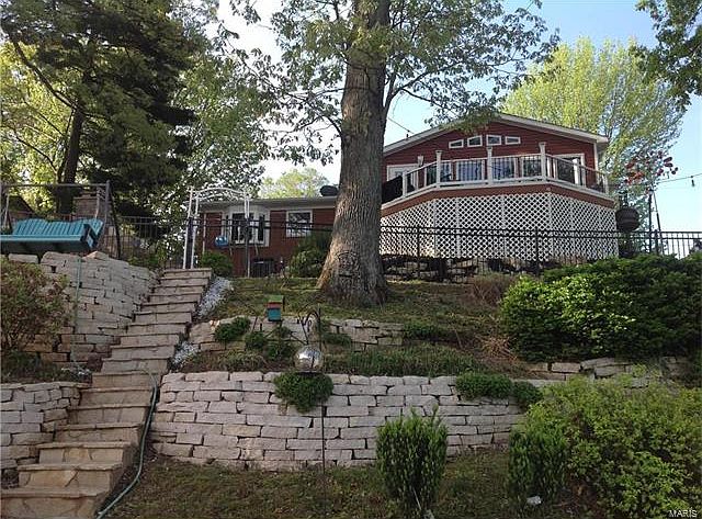 1st image of 139 Hollyhock Ln