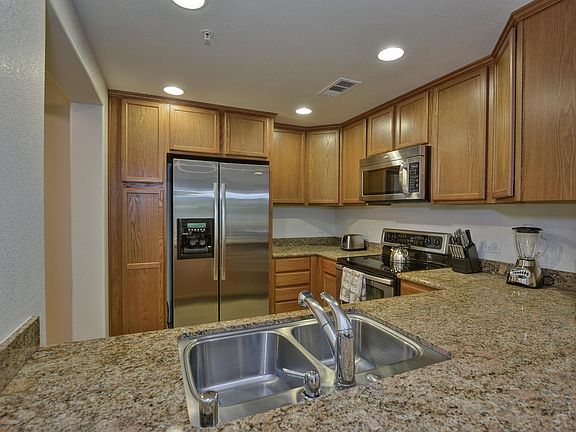 2nd image of 809 Auzerais Ave Unit 253