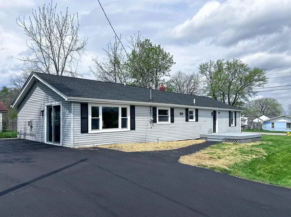 2094 Kenneth St, Burton, MI 48529