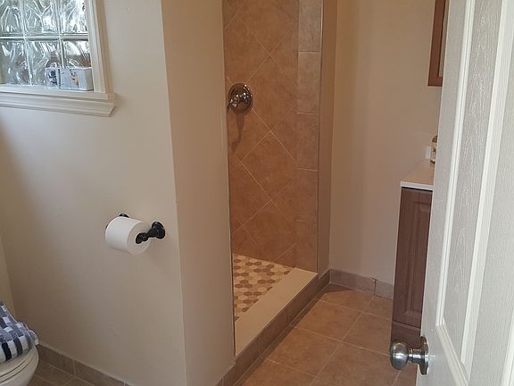 3rd image of 8 Treacy Avenue # Second Floor