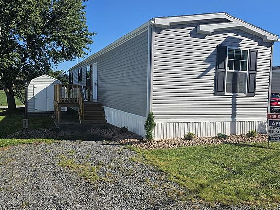 2nd image of 155 Shoups Branch Rd