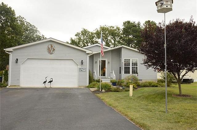 1st image of 34721 Ringbolt Ave