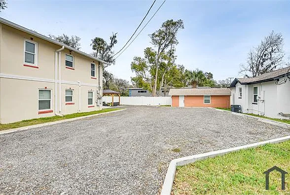 155 S Martin Luther King Blvd #B — Photo 13