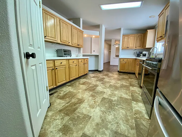 10410 F Ave — Photo 9