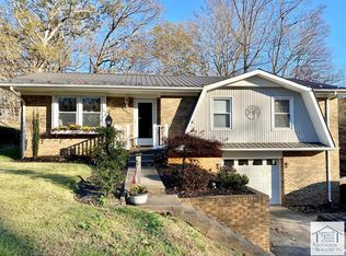 184 Rosewood Ave, Martinsville, VA 24112