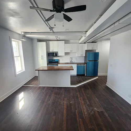 1239 12th Ave Photo 1