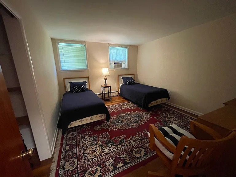 906 S Bellevue Ave — Photo 11