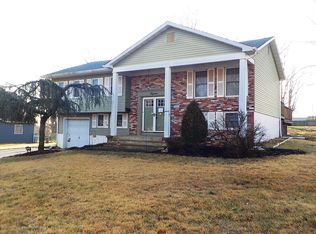 15 Southport Dr, Howell, NJ