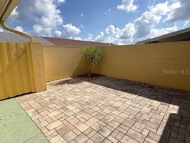 1005 Rickenbacker Dr — Photo 18