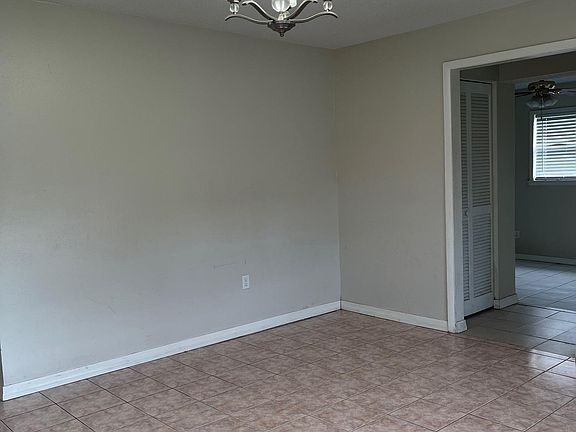 3rd image of 1063 Henry Balch Dr