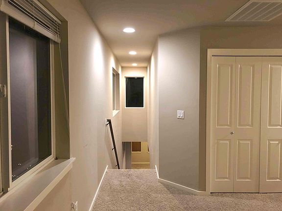 2nd image of 10119 SE 192nd Pl