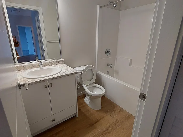 657 Redington Ave — Photo 34