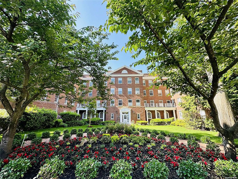 1st image of 90 Knightsbridge Rd APT 4N