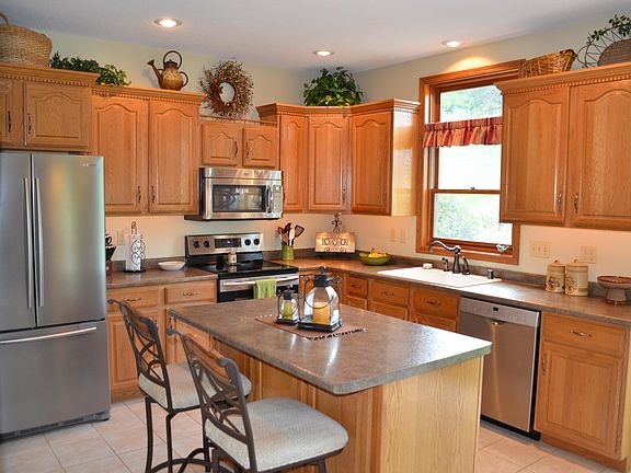 5th image of 2228 Evenson Dr
