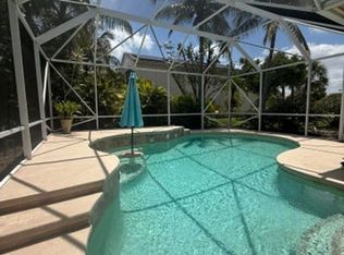 11225 Manderly Ln, Wellington, FL 33449