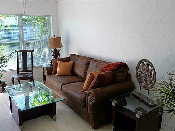 5th image of 3260 NE 19th Ave APT 5