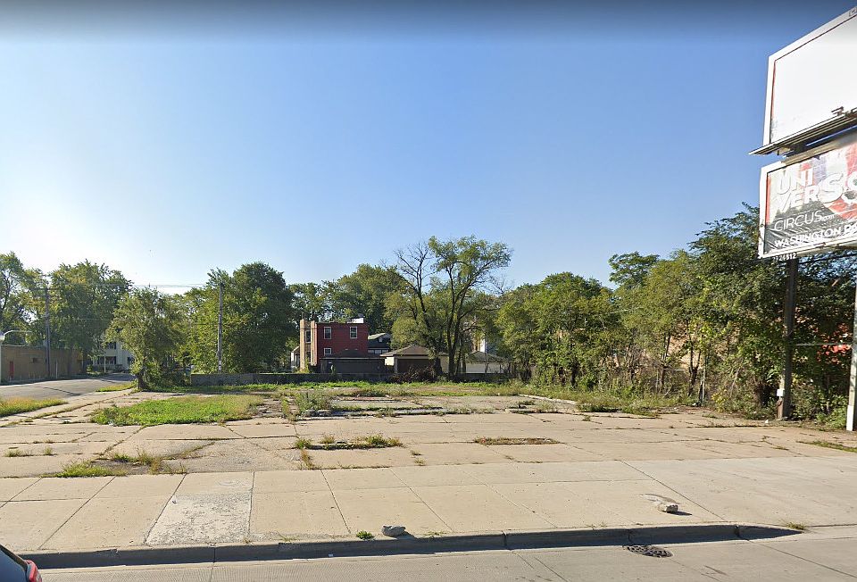 1st image of 4711 W Chicago Ave