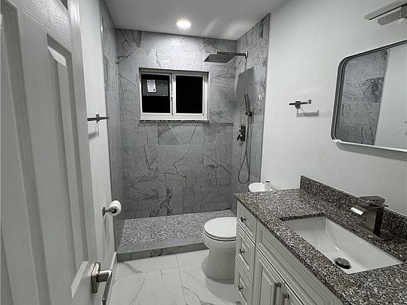 4th image of 1201 Betmar Blvd