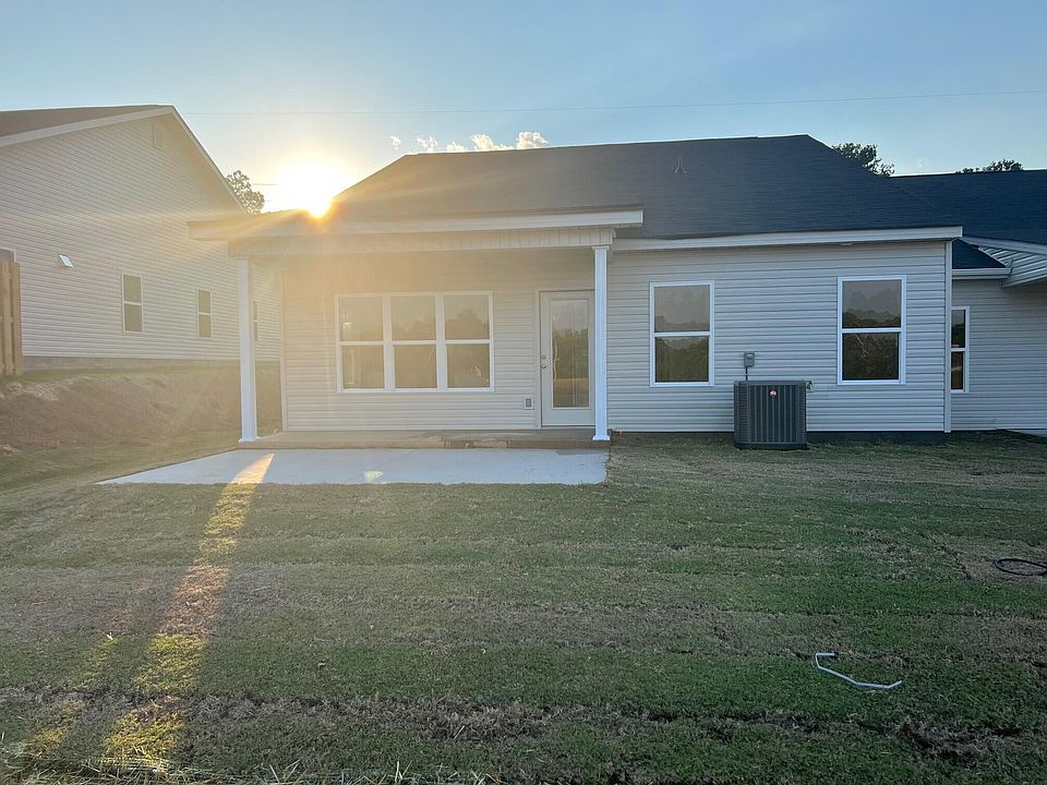 2nd image of 1012 Rosendale Drive