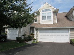 103 Marlboro Cir, Stewartsville, NJ 08886
