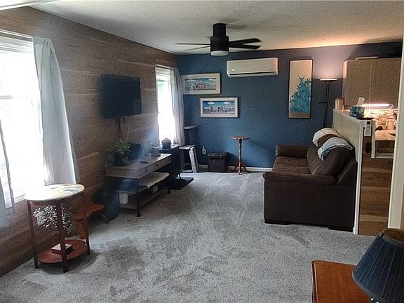 2nd image of 7816 Cleveland Dr