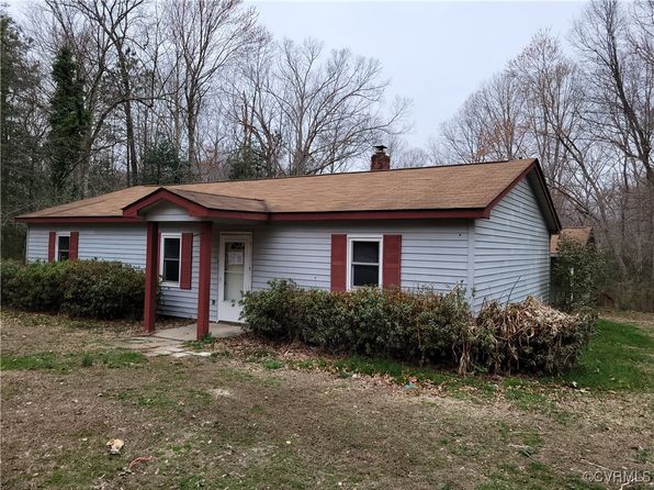 683 Oakes Landing Rd, Saluda, VA 23149