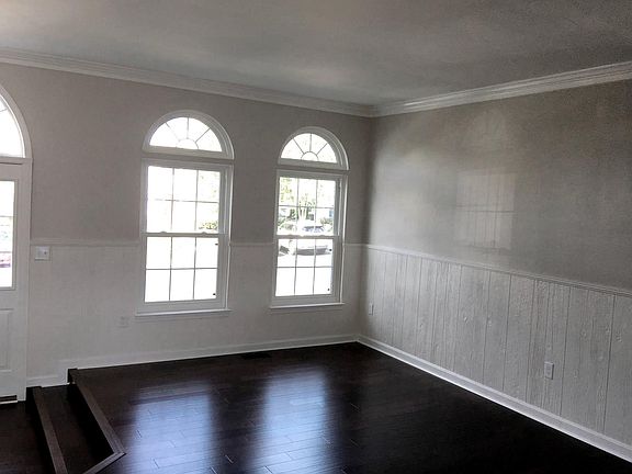 4th image of 14332 Madrigal Dr