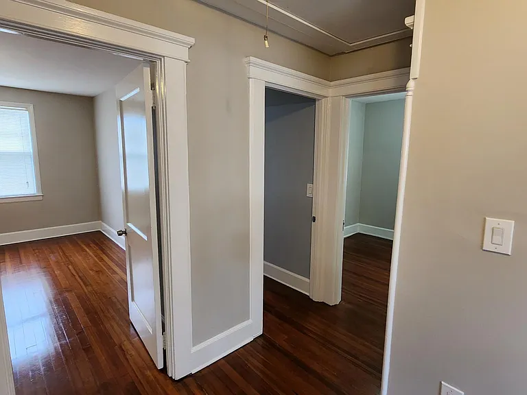 60 Houston Ter — Photo 13