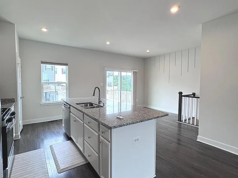 118 Twinleaf Way — Photo 17