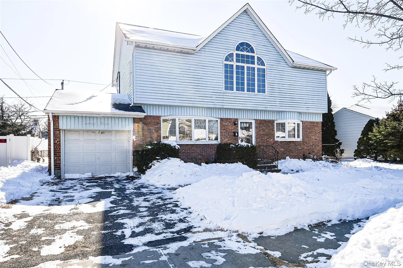 25 Westbury Avenue photo 1