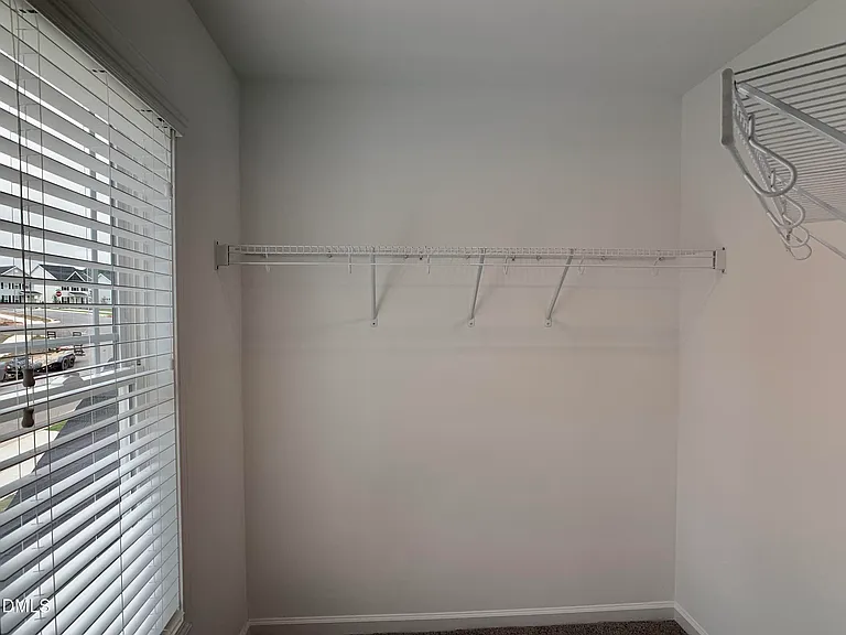 131 Diploma Dr — Photo 9