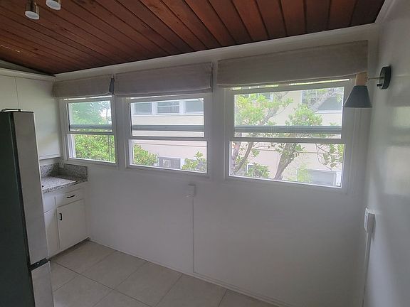 4th image of 7354 W Manchester Ave APT C