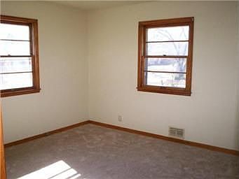 5th image of 2509 S 47th St