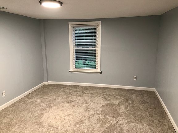 5th image of 52 Camp St