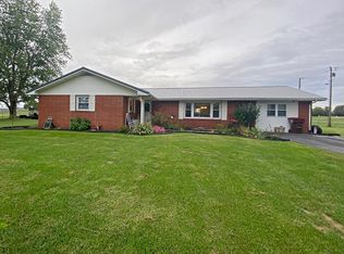214 E Indian St, Elnora, IN 47529