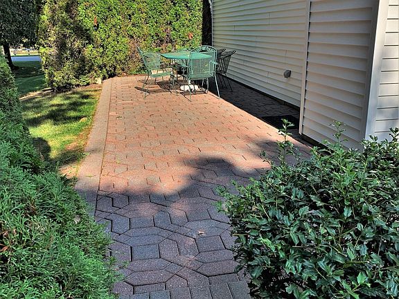 5th image of 3205 Flagstone Ct