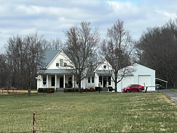 1075 Pocahontas Rd, Morrison, TN 37357