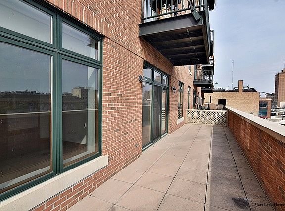 5th image of 140 S River St Unit 205